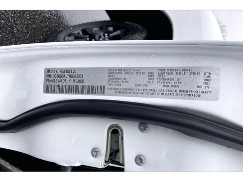 Used 2024 RAM 2500 Laramie w/ Night Edition image 35