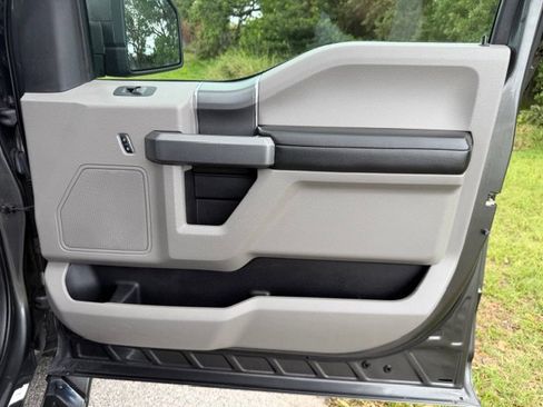 Used 2016 Ford F150 XLT w/ Equipment Group 302A Luxury image 13