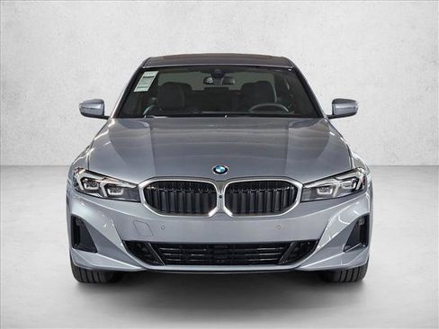 Used 2026 BMW 330i Sedan w/ Premium Package RWD image 2