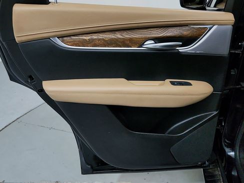 Certified 2022 Cadillac XT5 Sportv w/ Platinum Package AWD/4WD image 25