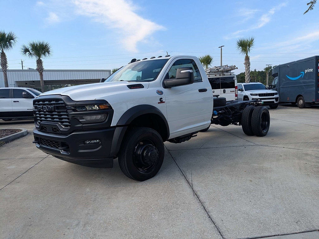 New 2026 RAM 5500 Tradesman AWD/4WD image 7