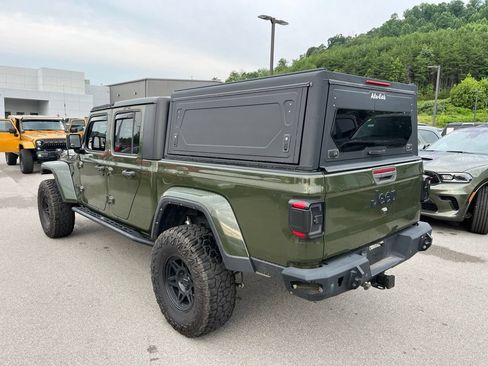 Used 2022 Jeep Gladiator Sport AWD/4WD image 3