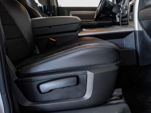 Used 2017 RAM 1500 Lone Star image 32