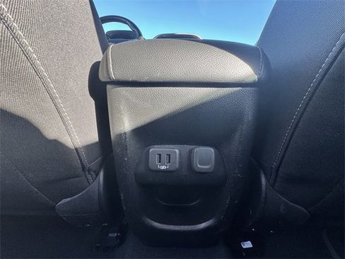 Used 2020 Chevrolet Colorado LT w/ Safety Package image 14