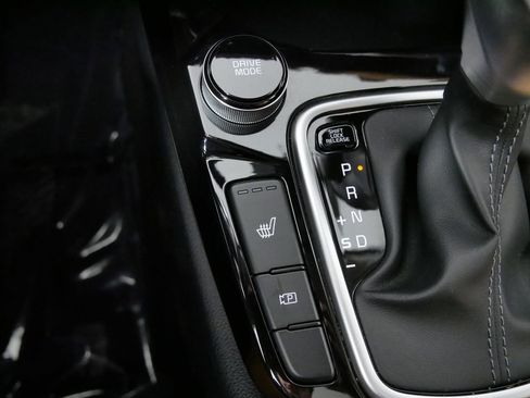 Certified 2024 Kia Seltos EX AWD/4WD image 36