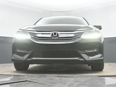 Used 2017 Honda Accord EX-L image 42