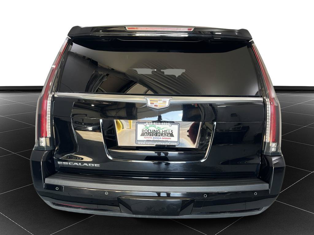 Used 2020 Cadillac Escalade 4WD image 4