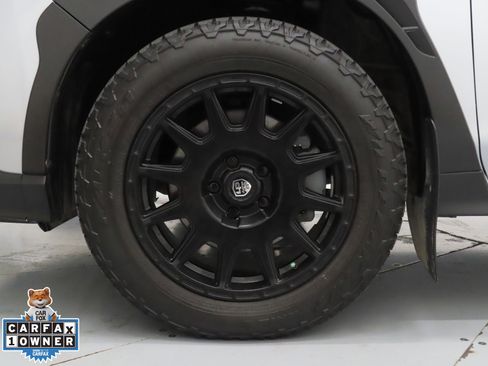 Used 2024 Subaru Crosstrek 2.0i Premium image 29