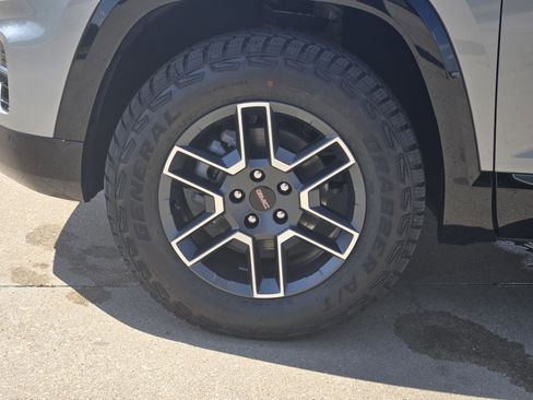 New 2026 GMC Terrain AT4 w/ Convenience Package III image 8