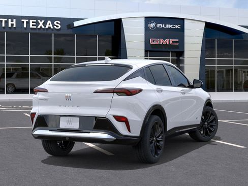 New 2026 Buick Envista Sport Touring image 4