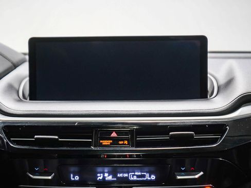 Certified 2023 Acura MDX FWD w/ Technology Package image 15