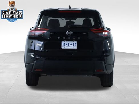 Used 2025 Nissan Rogue SV image 11