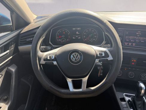 Used 2019 Volkswagen Jetta S image 12
