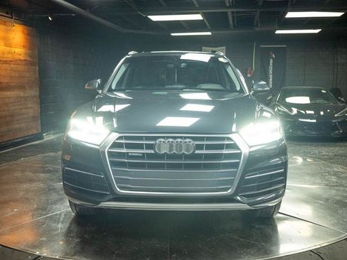 Used 2018 Audi Q5 2.0T Premium Plus w/ Premium Plus Package AWD/4WD image 4