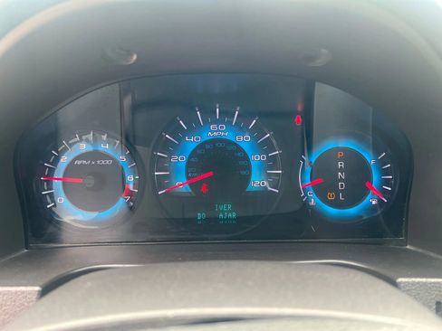 Used 2011 Ford Fusion SEL w/ 301A Rapid Spec Order Code image 19