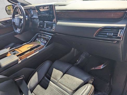 Used 2022 Lincoln Navigator Black Label image 24