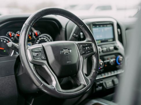 Used 2021 Chevrolet Silverado 1500 RST w/ Z71 Off-Road Package image 19