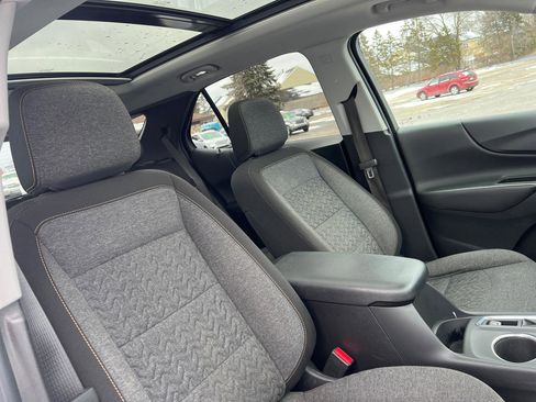 Used 2022 Chevrolet Equinox LT image 45