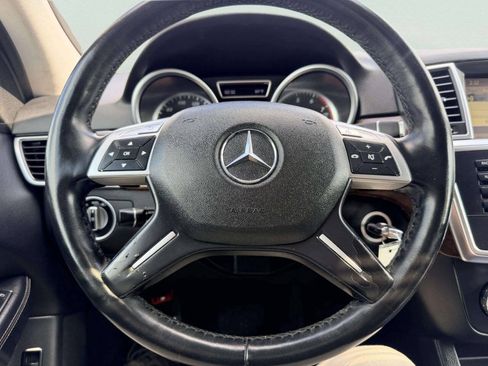 Used 2012 Mercedes-Benz ML 350 4MATIC image 28
