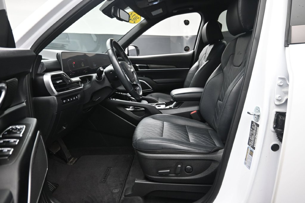 Used 2024 Kia Telluride EX X-Line AWD/4WD image 17