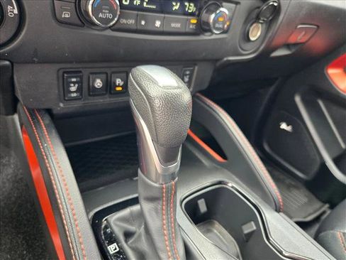 Used 2024 Nissan Frontier PRO-4X w/ Pro Premium Package AWD/4WD image 15