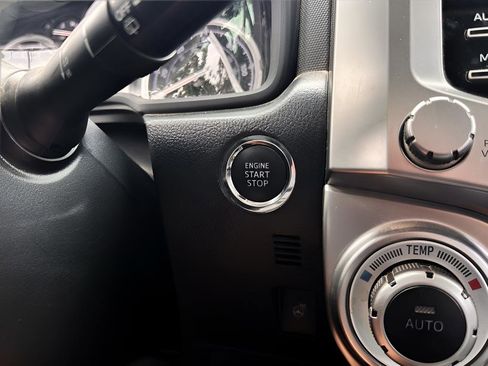 Used 2023 Toyota 4Runner Limited AWD/4WD image 13