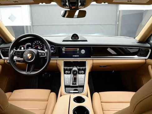 Certified 2023 Porsche Panamera 4S AWD/4WD image 20