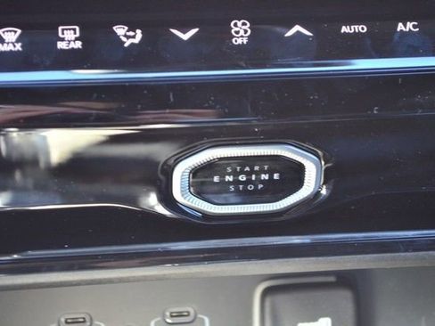 New 2026 Jeep Grand Cherokee Limited AWD/4WD image 24