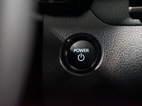 Certified 2025 Toyota Camry SE image 24