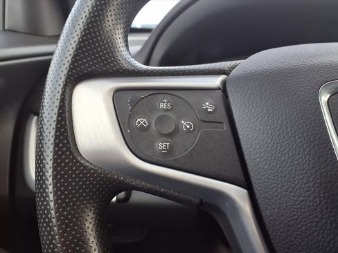 Certified 2022 GMC Terrain SLE image 16