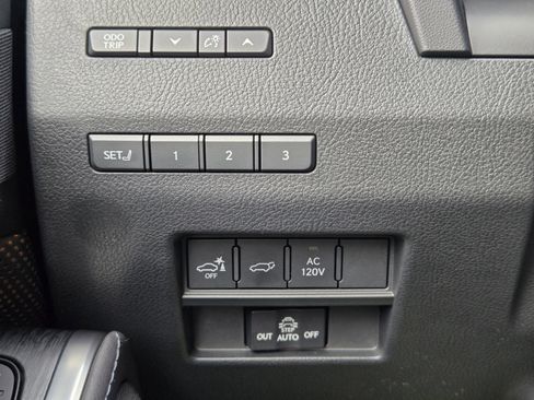 Certified 2025 Lexus GX 550 AWD/4WD image 21