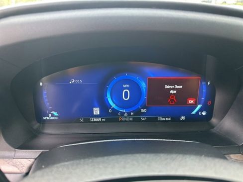 Used 2021 Ford Explorer Platinum w/ Equipment Group 601A image 29