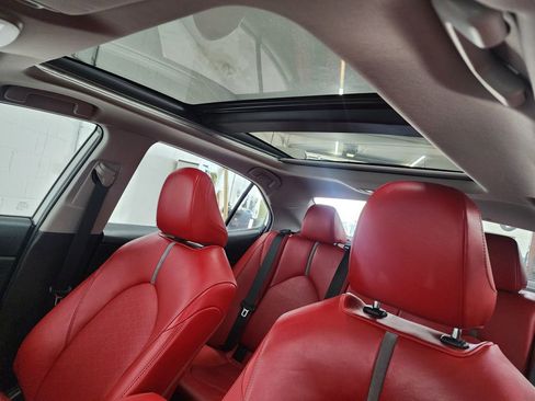 Used 2020 Toyota Camry XSE image 23