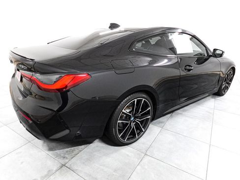 Used 2023 BMW 430i xDrive Coupe w/ M Sport Package AWD/4WD image 7