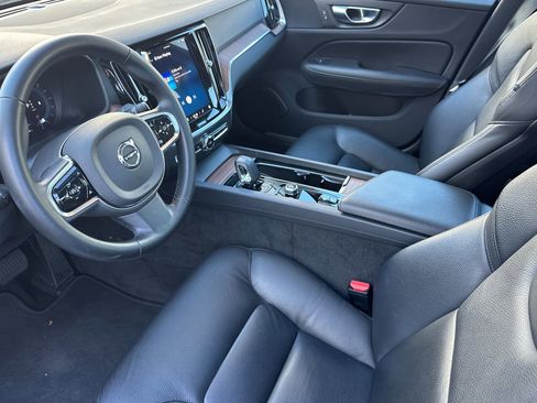 Certified 2025 Volvo S60 B5 Plus image 10