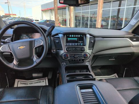 Used 2017 Chevrolet Tahoe Premier AWD/4WD image 12