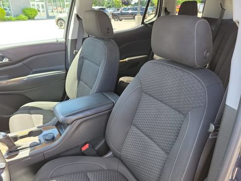 Used 2018 GMC Acadia SLE w/ Driver Alert Package I AWD/4WD image 5