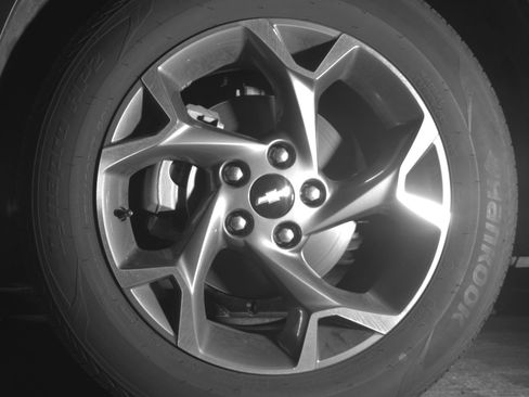 Used 2025 Chevrolet Trax LT FWD image 12