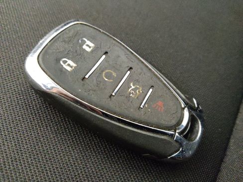 Used 2023 Chevrolet Malibu LT FWD image 32