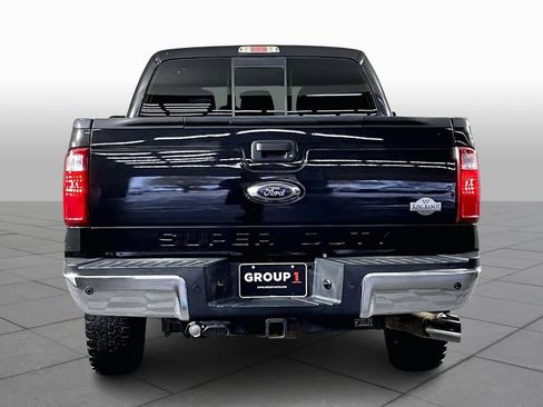 Used 2015 Ford F250 King Ranch w/ King Ranch w/Chrome Package image 4