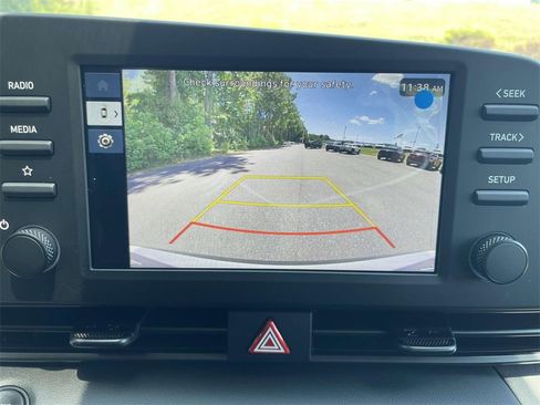 New 2025 Hyundai Elantra Sport image 24