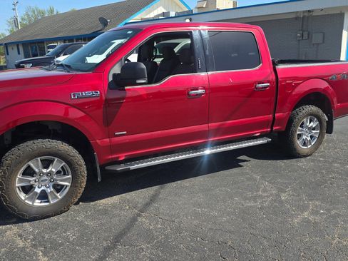 Used 2017 Ford F150 XLT w/ Equipment Group 302A Luxury image 2