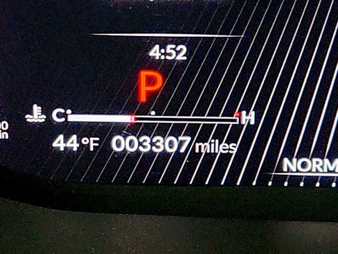 Used 2025 Acura MDX A-Spec image 16