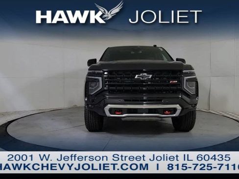 Used 2026 Chevrolet Tahoe Z71 w/ Comfort Package AWD/4WD image 9