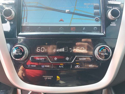 Used 2016 Nissan Murano S w/ Navigation Package AWD/4WD image 20