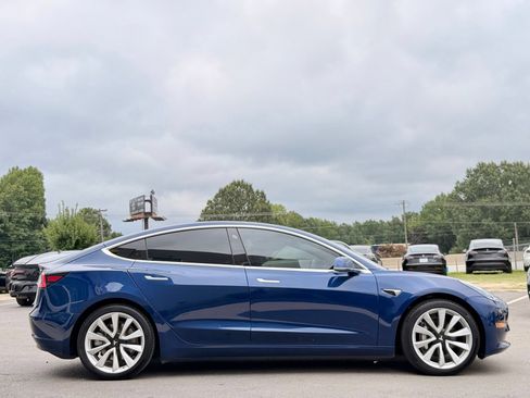 Used 2018 Tesla Model 3 Long Range AWD/4WD image 9