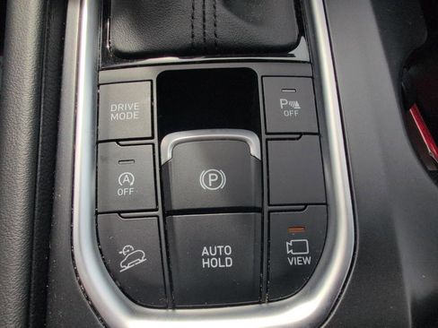 Used 2020 Hyundai Santa Fe Limited AWD/4WD image 30