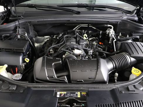 Used 2025 Dodge Durango R/T w/ Blacktop Package AWD/4WD image 25