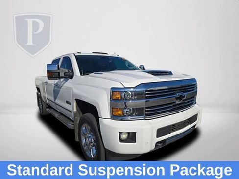 Used 2017 Chevrolet Silverado 2500 High Country w/ Duramax Plus Package image 12