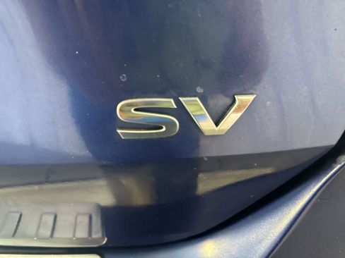 Used 2019 Nissan Rogue SV w/ Premium Package FWD image 13